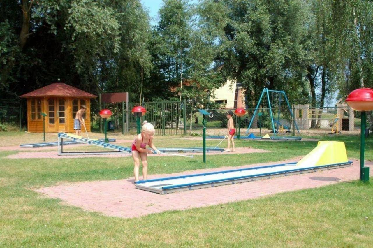 Suameer Kajuit423 6Pers 5Sterren Vakantiepark Bergumermeer Aan Het Water In Friesland Met Zwembadヴィラ エクステリア 写真