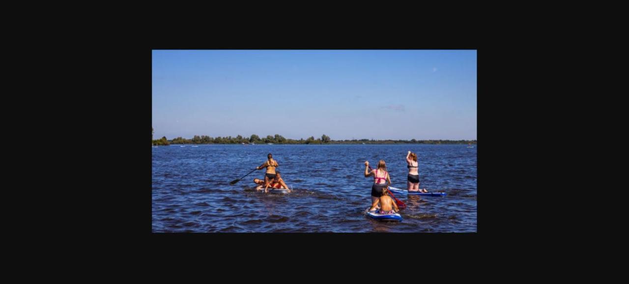 Suameer Kajuit423 6Pers 5Sterren Vakantiepark Bergumermeer Aan Het Water In Friesland Met Zwembadヴィラ エクステリア 写真